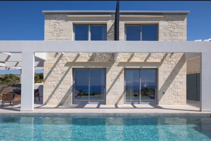 Image No.20-4 Bed Villa for sale