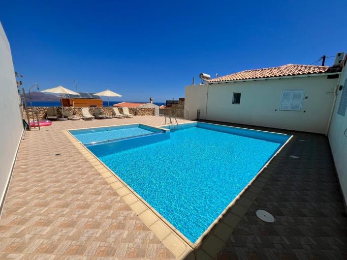 Image No.21-2 Bed House for sale