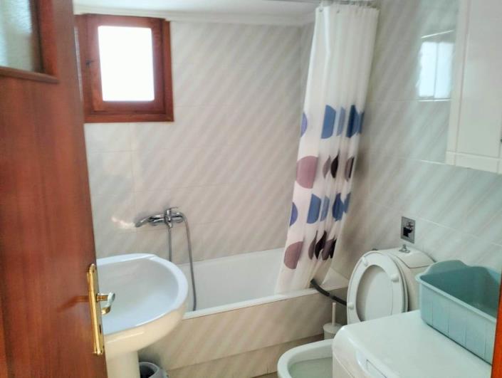 Image No.22-3 Bed House for sale