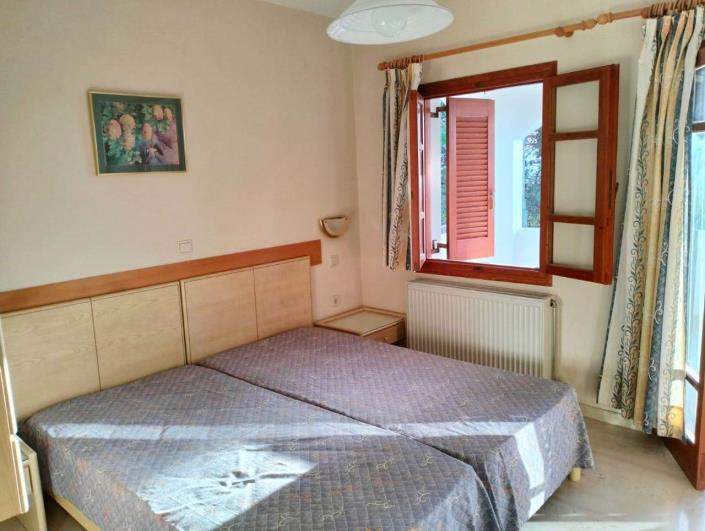 Image No.23-3 Bed House for sale