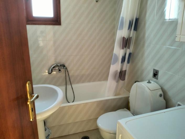 Image No.27-3 Bed House for sale