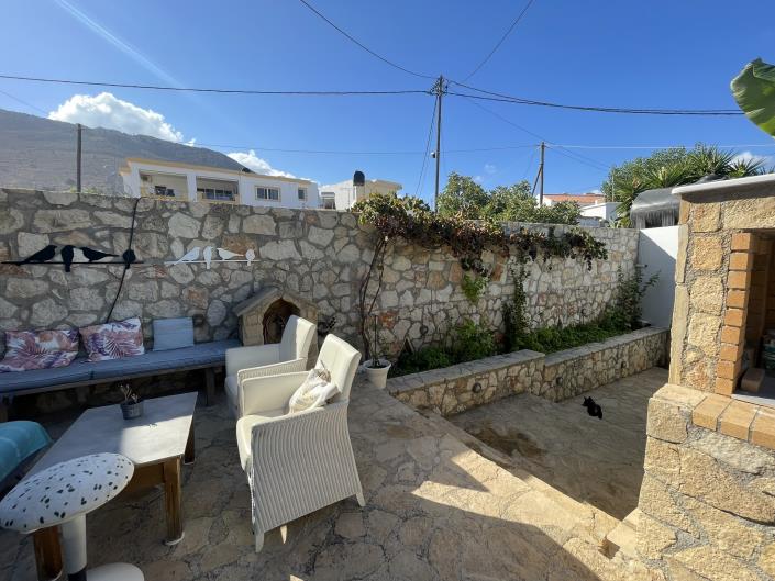 Image No.3-4 Bed House for sale