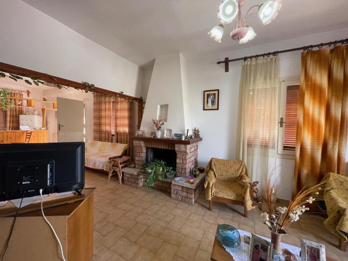 Image No.9-2 Bed House for sale