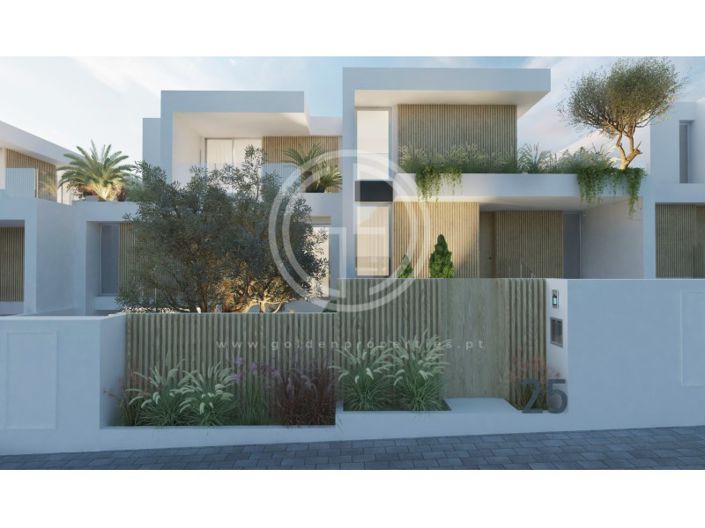 Image No.13-3 Bed House for sale