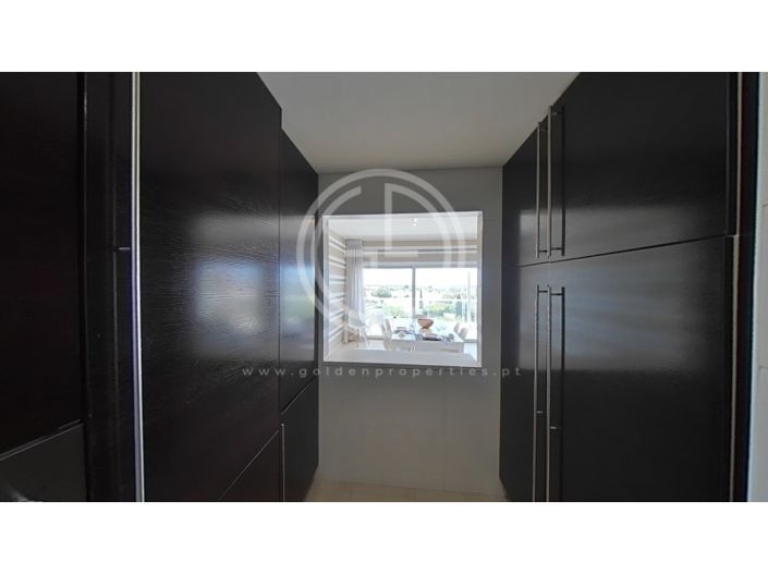 Image No.40-2 Bed Apartment for sale