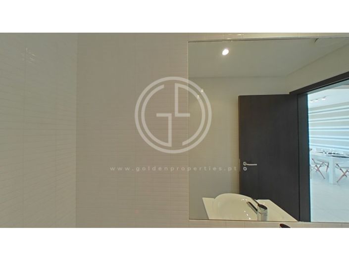 Image No.42-2 Bed Apartment for sale