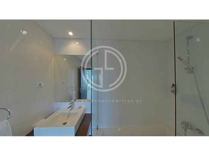 Image No.50-2 Bed Apartment for sale