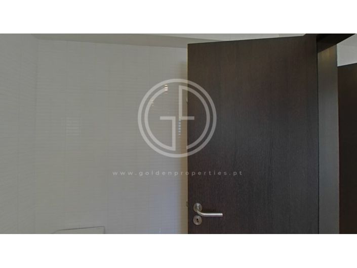 Image No.43-3 Bed House for sale