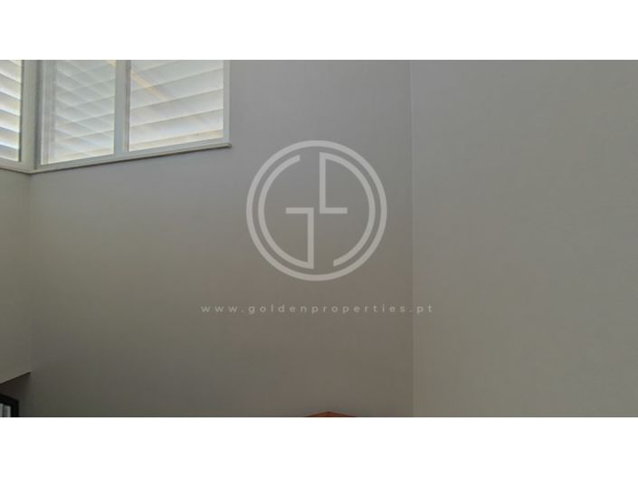 Image No.44-3 Bed House for sale