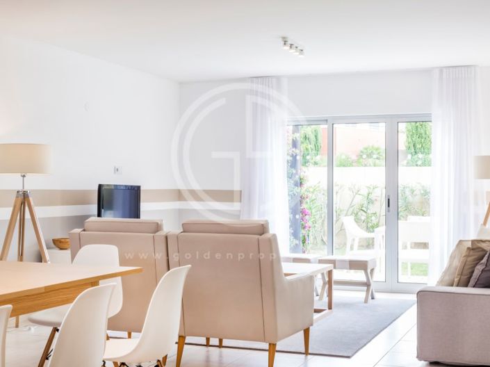 Image No.9-3 Bed House for sale