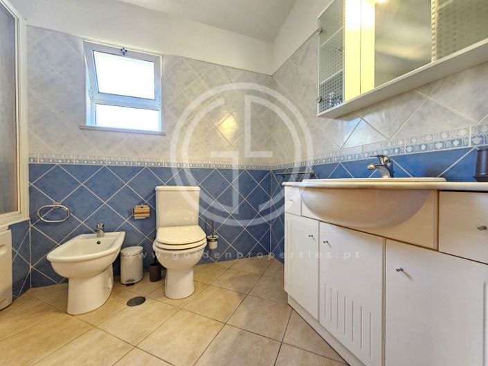 Image No.14-4 Bed House for sale