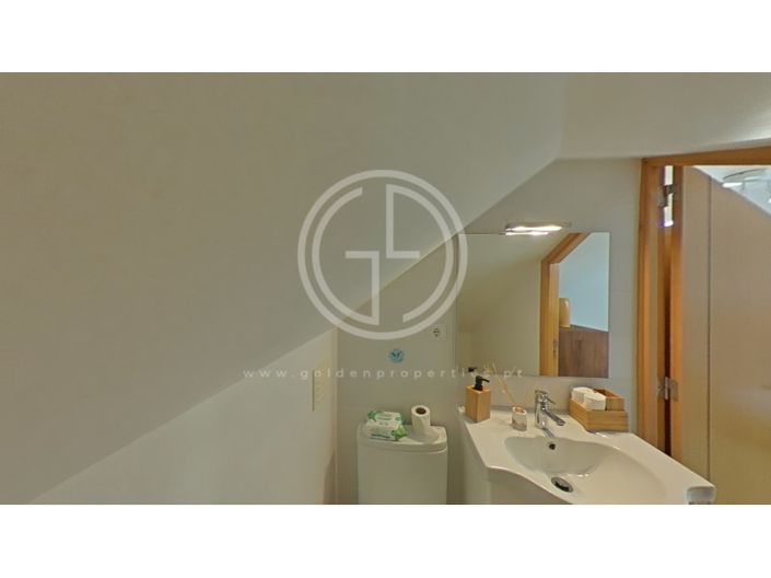 Image No.70-3 Bed House for sale