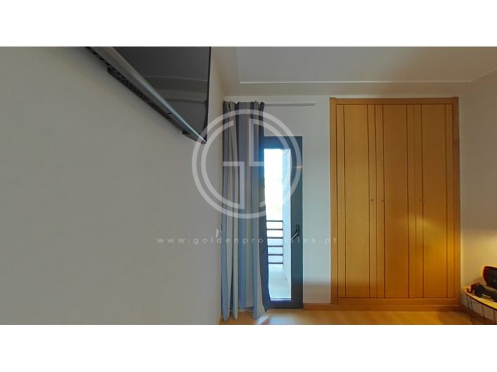 Image No.79-3 Bed House for sale