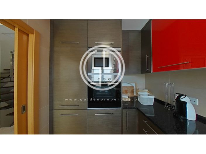 Image No.90-3 Bed House for sale