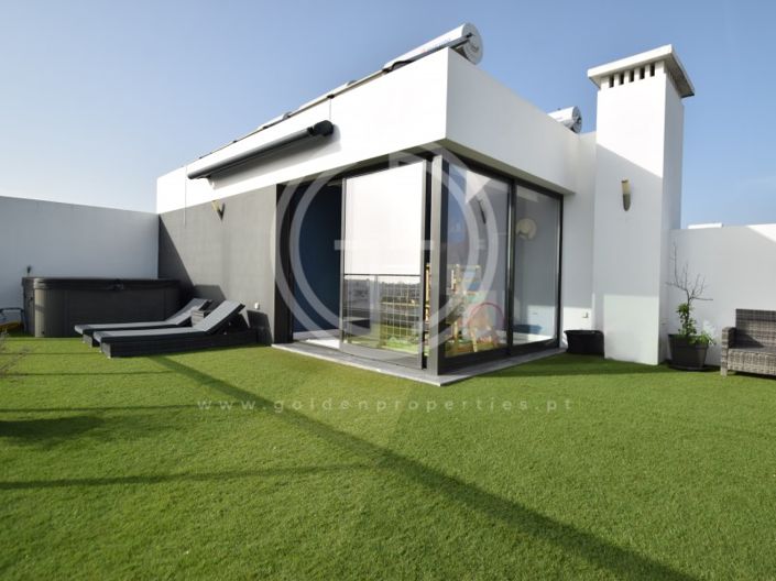 Image No.1-3 Bed Apartment for sale