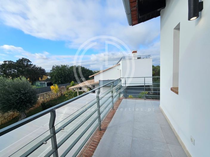 Image No.45-3 Bed House for sale