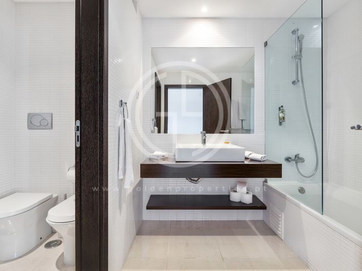 Image No.15-3 Bed Apartment for sale