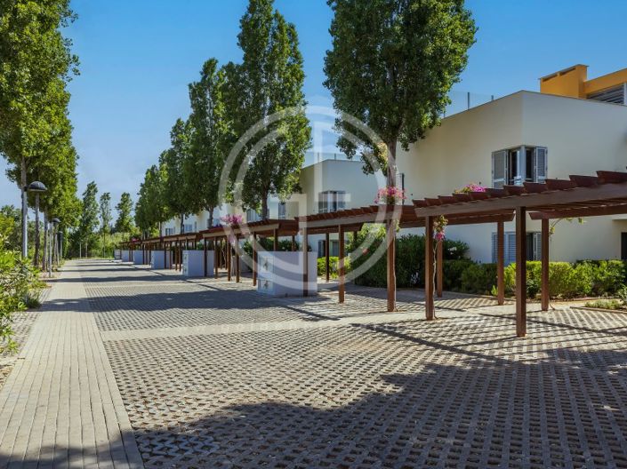 Image No.24-3 Bed Apartment for sale