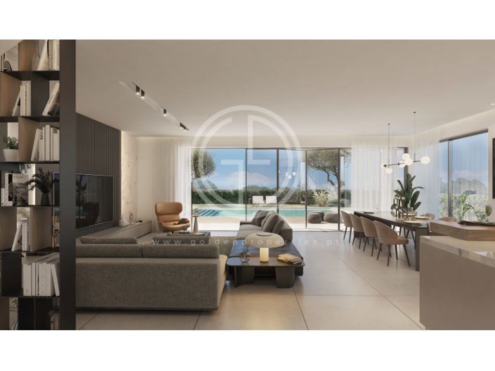 Image No.1-5 Bed House for sale