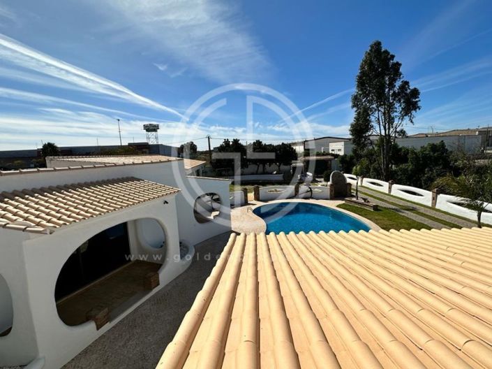 Image No.3-3 Bed House for sale