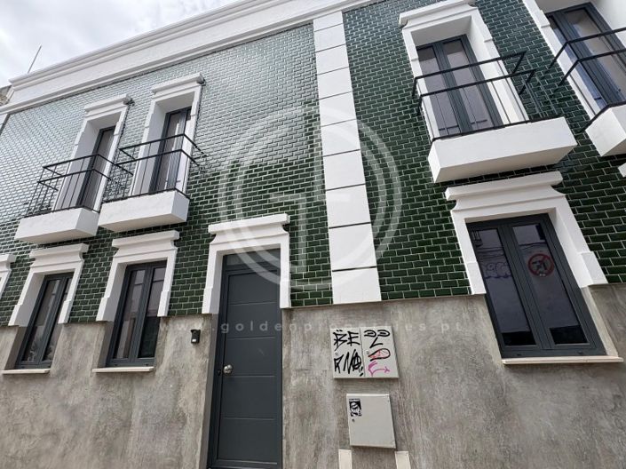 Image No.3-3 Bed House for sale