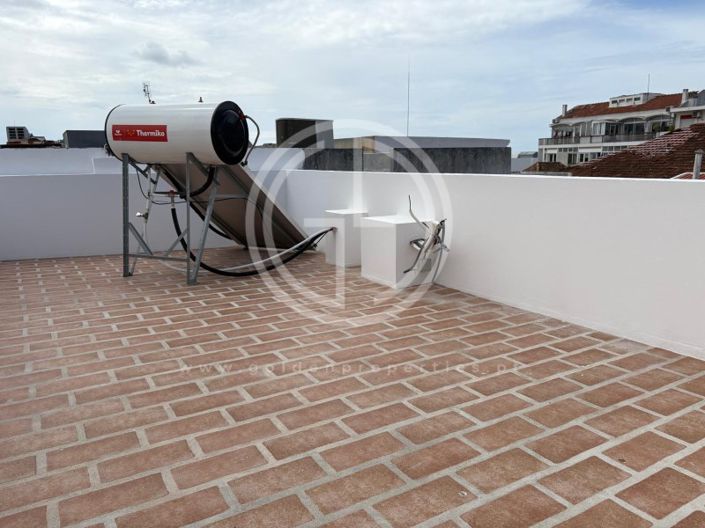 Image No.5-3 Bed House for sale