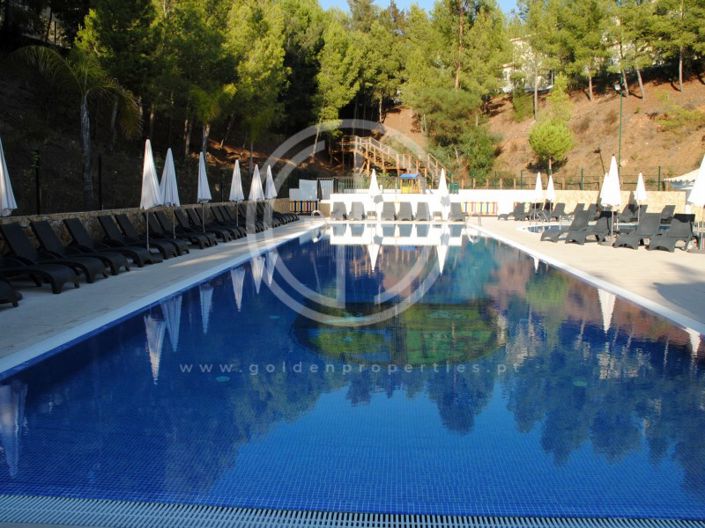 Image No.14-3 Bed House for sale