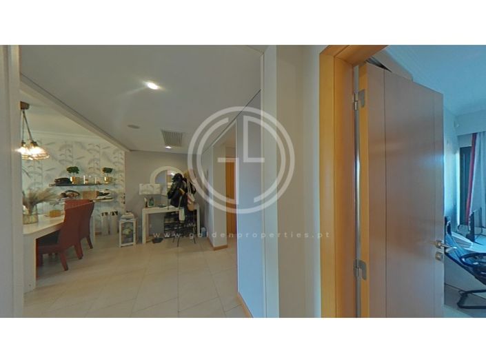 Image No.42-2 Bed Apartment for sale