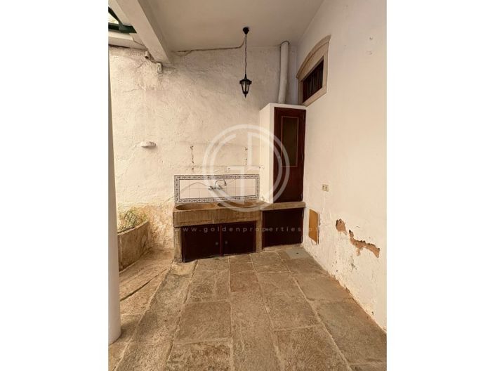 Image No.19-4 Bed House for sale
