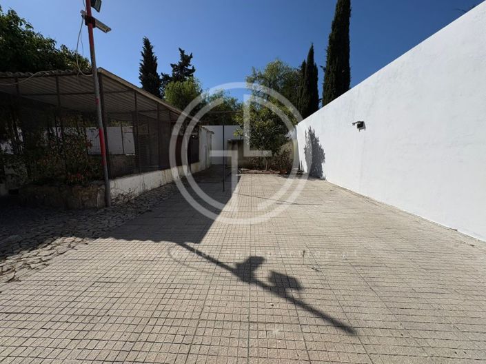 Image No.30-4 Bed House for sale