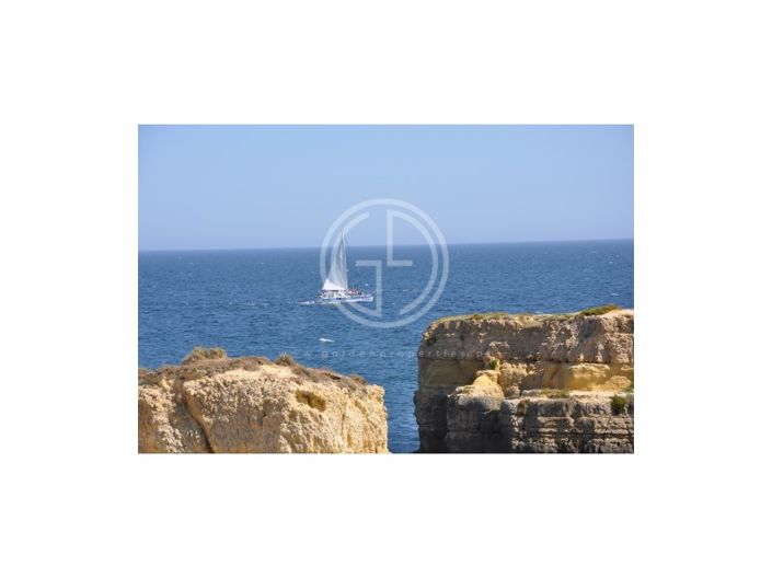 Image No.16-3 Bed House for sale