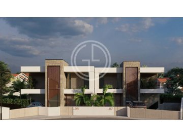 1 - Loule, House