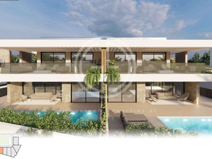 Image No.1-4 Bed House for sale