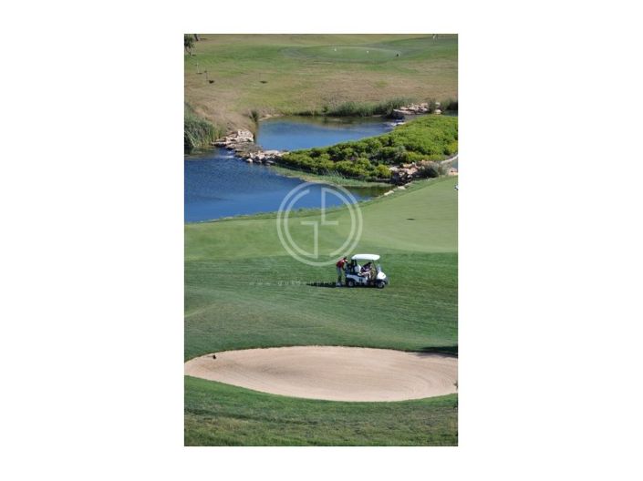 Image No.14-4 Bed House for sale