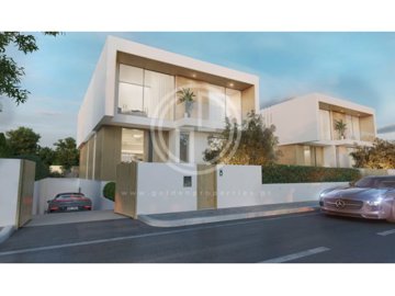 id36a6a901-0000-0500-0000-000016d55a50