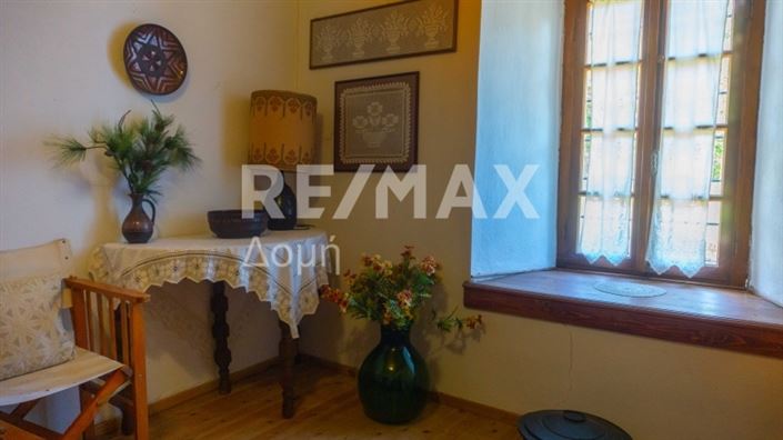 Image No.15-4 Bed Property for sale