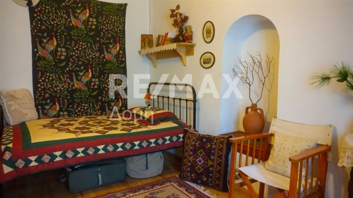 Image No.17-4 Bed Property for sale