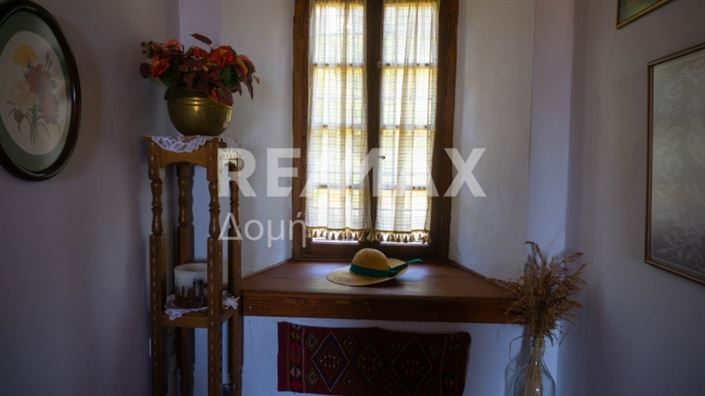 Image No.18-4 Bed Property for sale