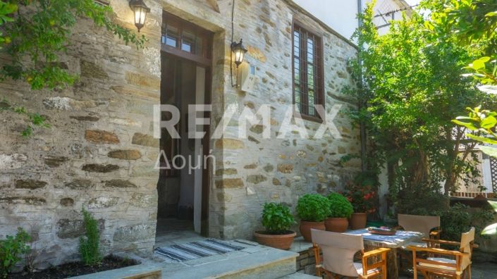 Image No.36-4 Bed Property for sale