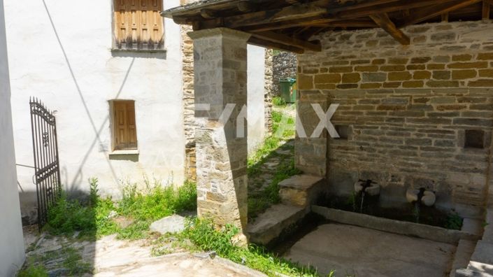 Image No.37-4 Bed Property for sale