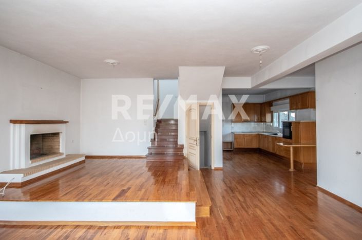 Image No.3-4 Bed Property for sale