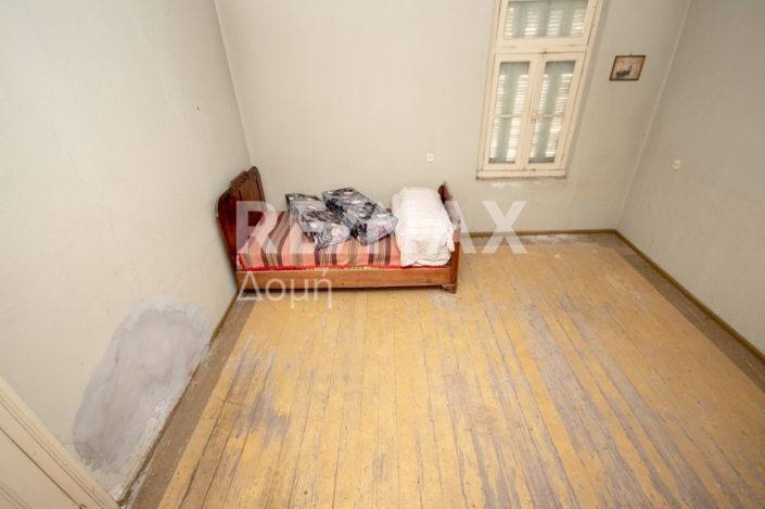 Image No.29-House for sale