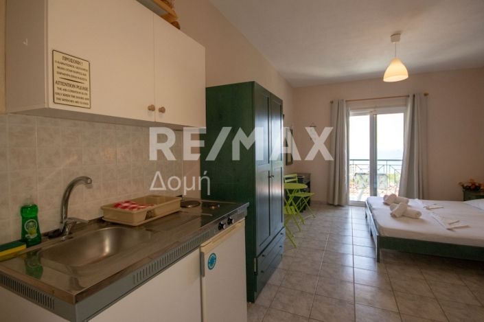 Image No.29-18 Bed Property for sale