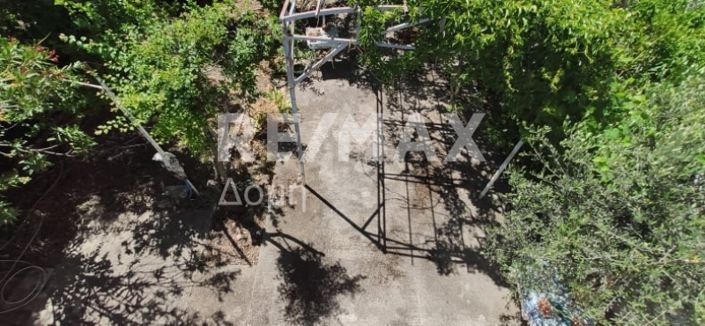 Image No.20-2 Bed Property for sale