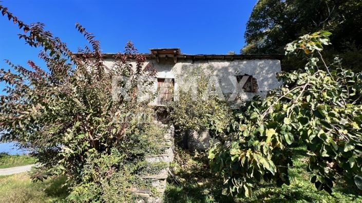 Image No.8-2 Bed House for sale