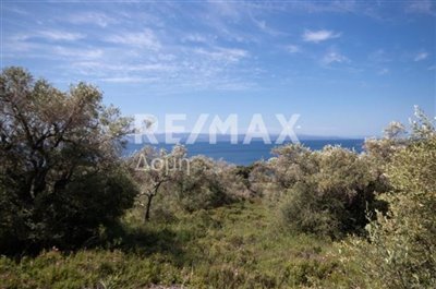 1 - Skiathos, Property