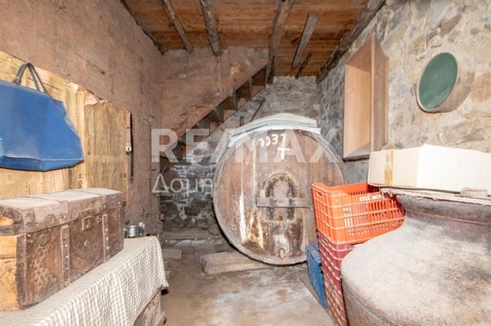 Image No.13-2 Bed Property for sale