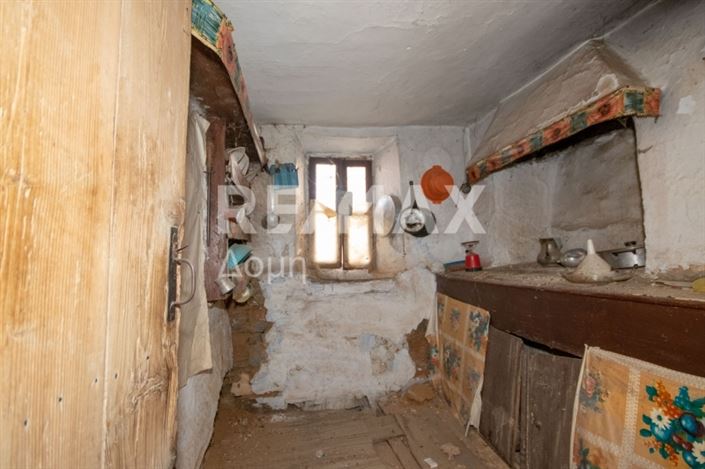 Image No.15-2 Bed Property for sale