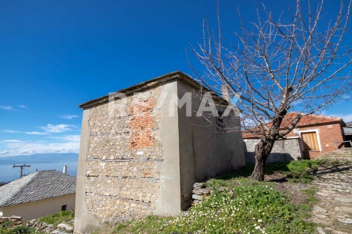 Image No.31-2 Bed Property for sale