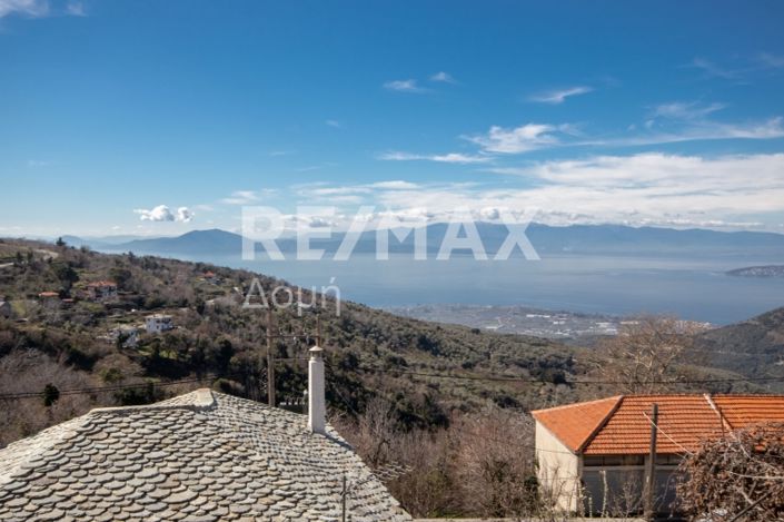 Image No.33-2 Bed Property for sale